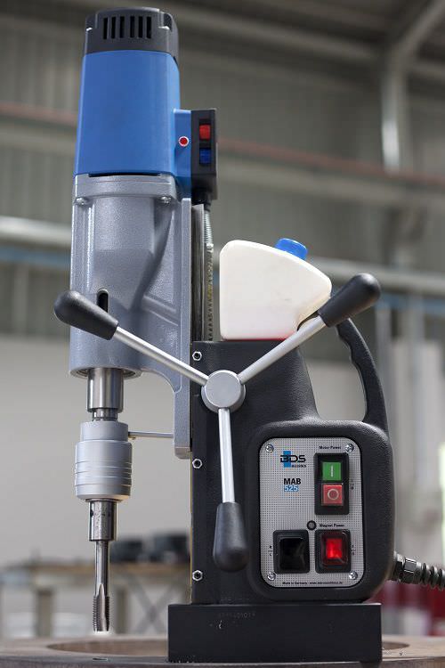 Магнитный сверлильный станок BDS MAB-525