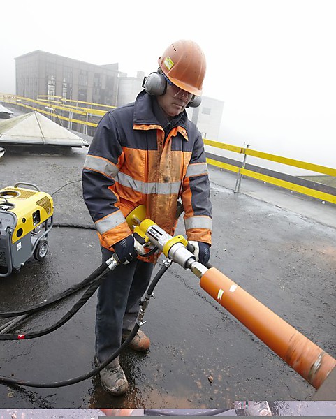 Ручная алмазная дрель Atlas Copco LCD 500