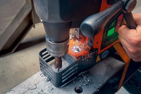 Магнитный сверлильный станок Fein KBE 36 QW Magspeed