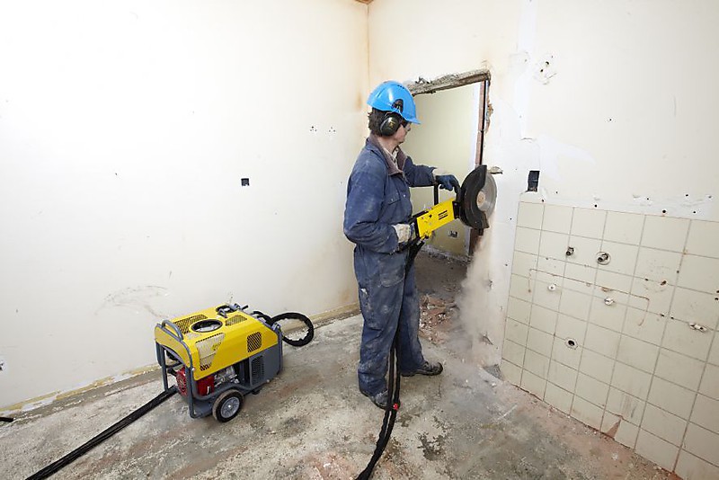 Гидравлическая дисковая пила Atlas Copco LS 14