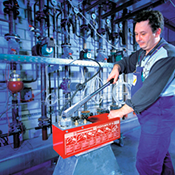 Как работает опрессовочный насос