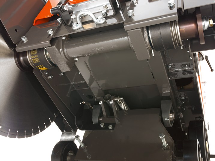 Самоходный нарезчик швов Husqvarna FS4800D