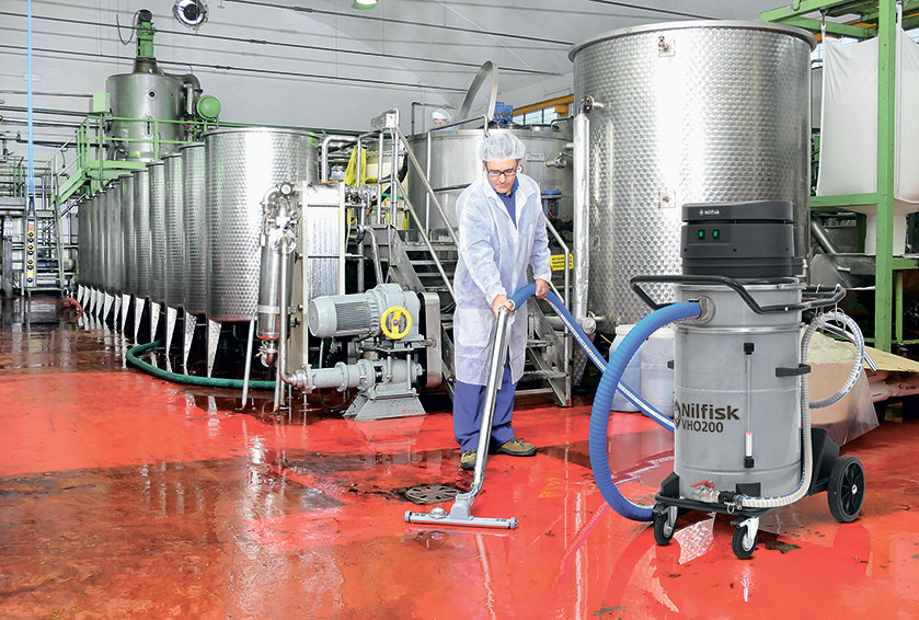 Пылесос для сбора масла Nilfisk VHO 200