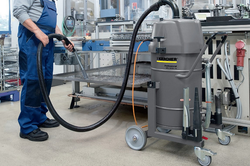 Промышленный пылесос Karcher IVR-L 65/12-1 Tc