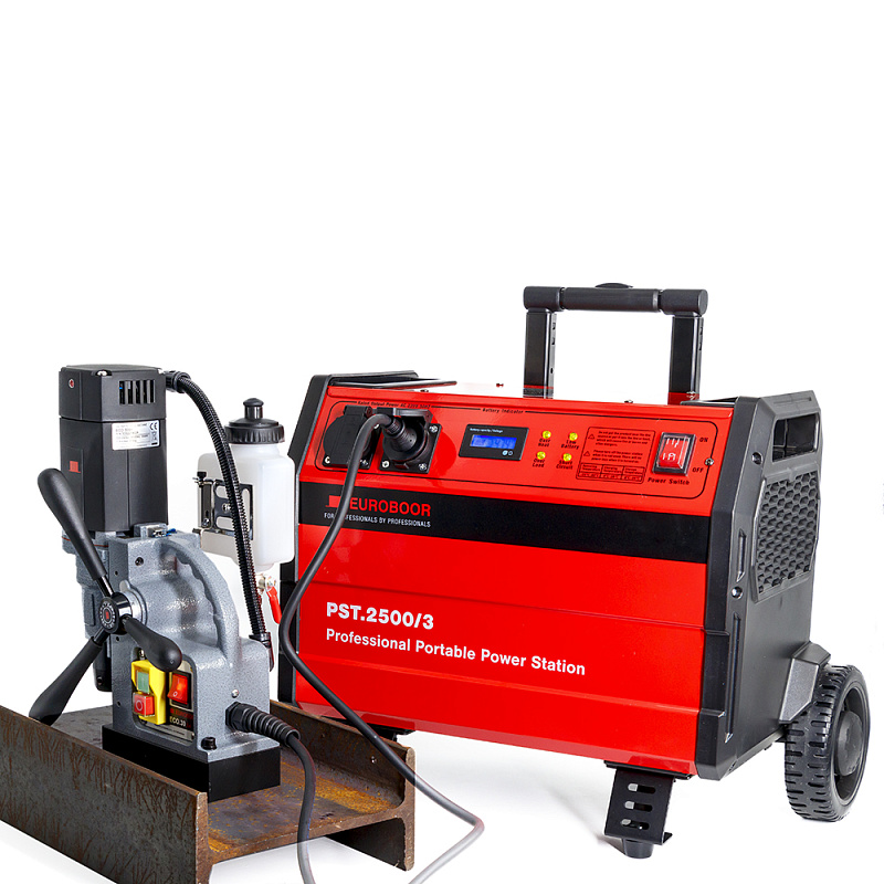 Портативная зарядная станция Euroboor PST.2500/3